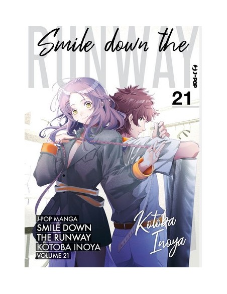 SMILE DOWN THE RUNWAY 21 (di 22)