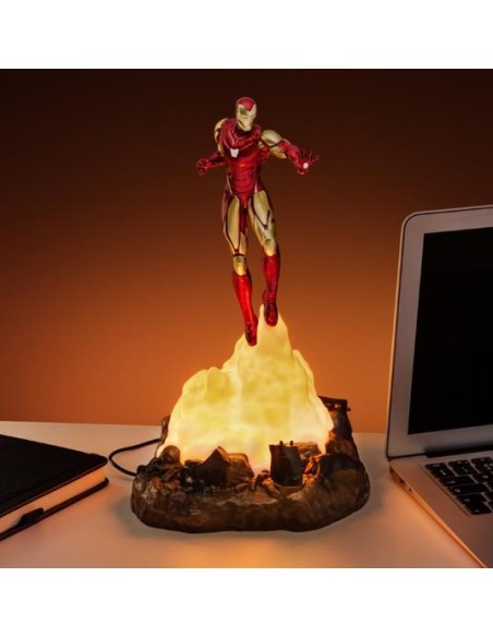 MARVEL: AVENGERS - IRON MAN DIORAMA LIGHT