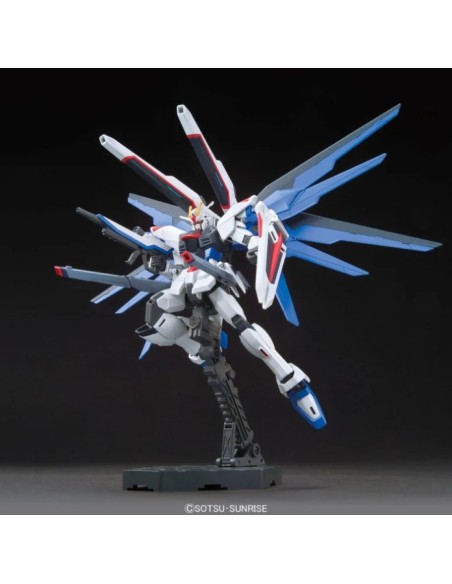 GUNDAM - HIGH GRADE- HGCE FREEDOM GUNDAM - MODEL KIT 1/144